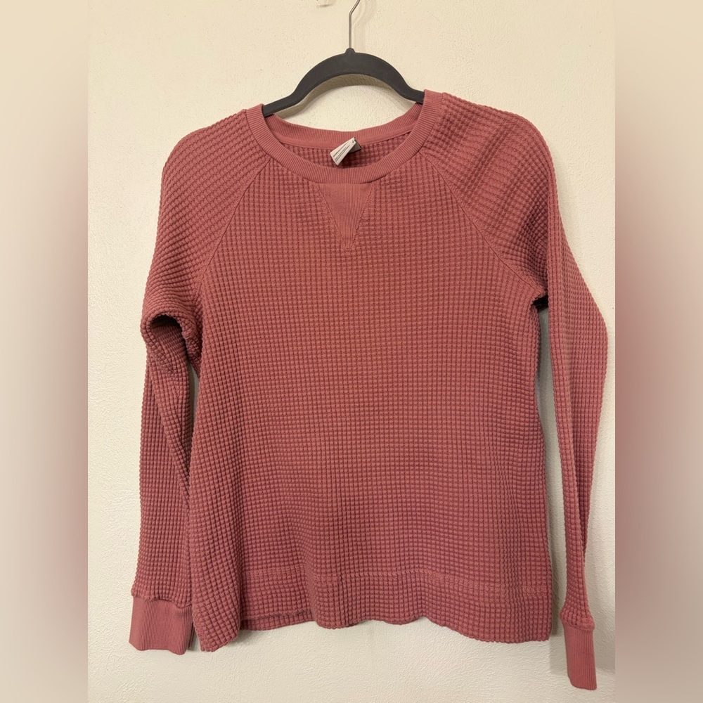 The North Face Women’s Rose Pink Waffle Knit Long Sleeve Size Large